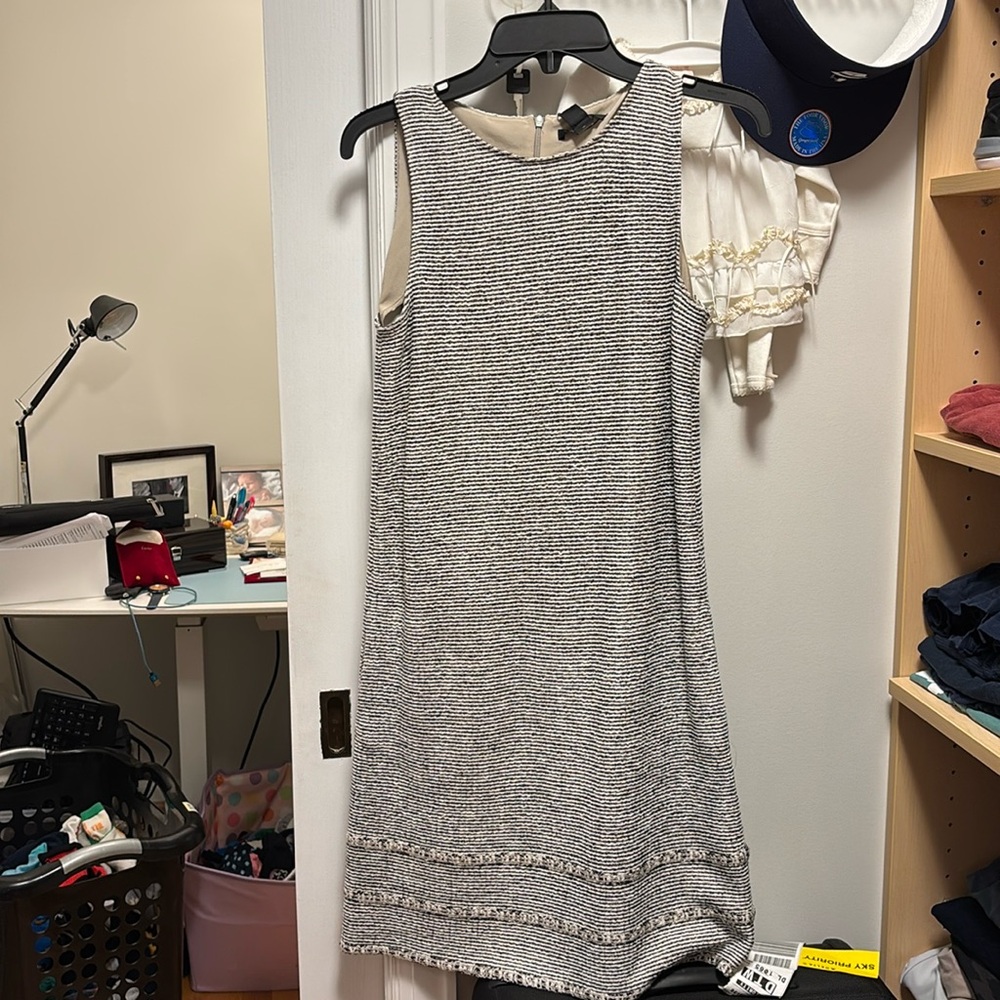 size 2 
st john mini dress
original price 995